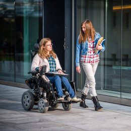 7 Signs You Need a Wheelchair